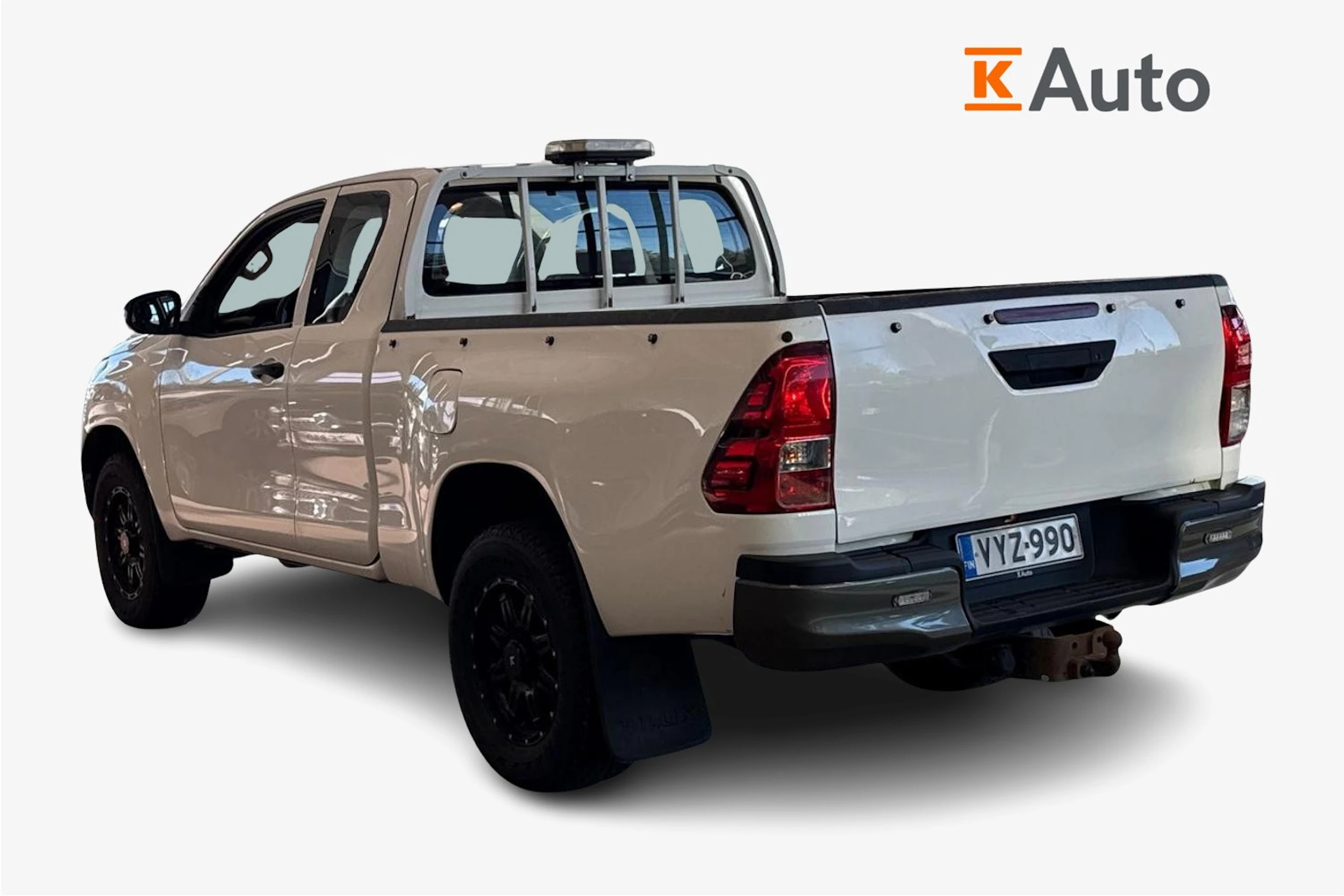 valkoinen Toyota Hilux 2016 kuva 2.