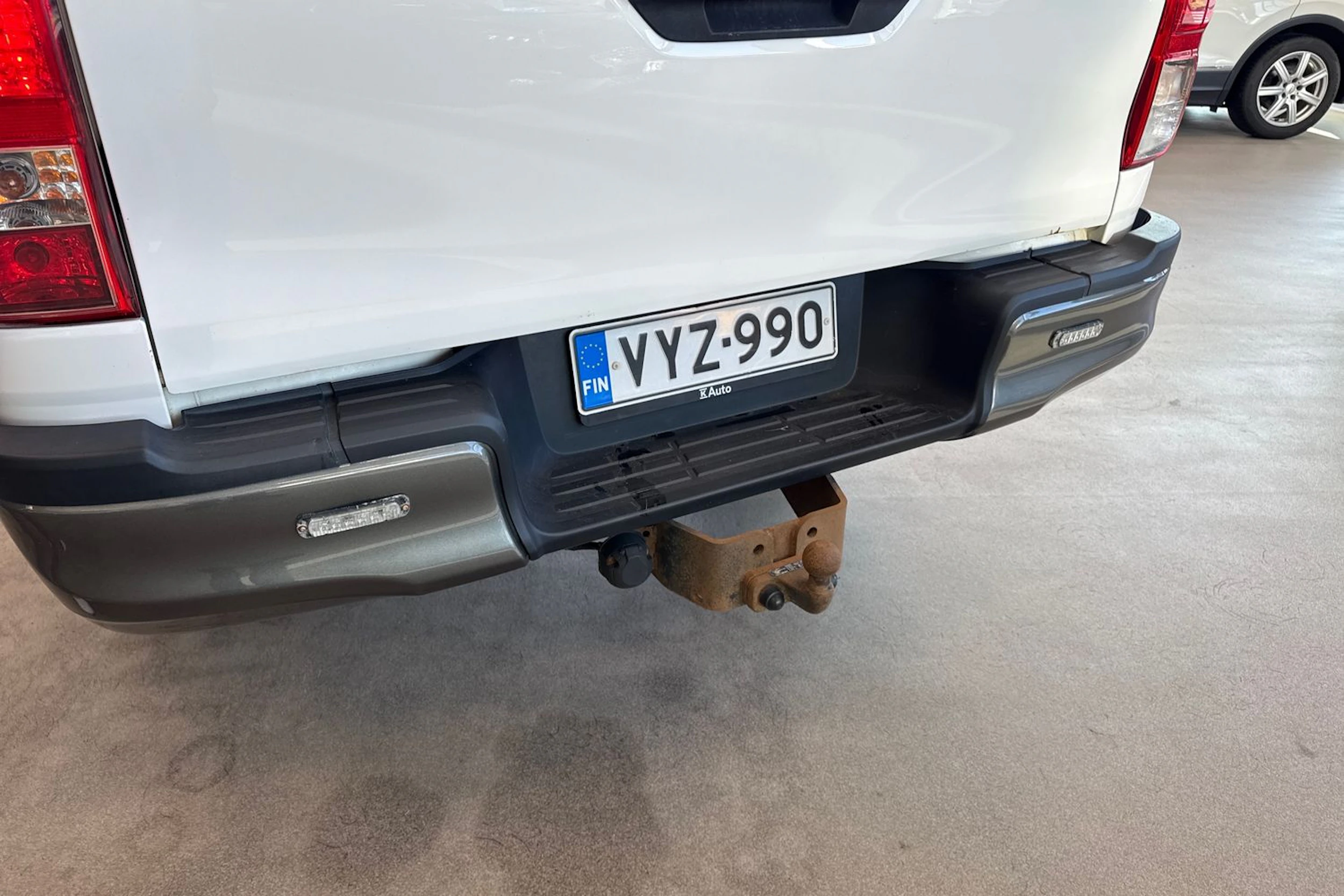 valkoinen Toyota Hilux 2016 kuva 4.