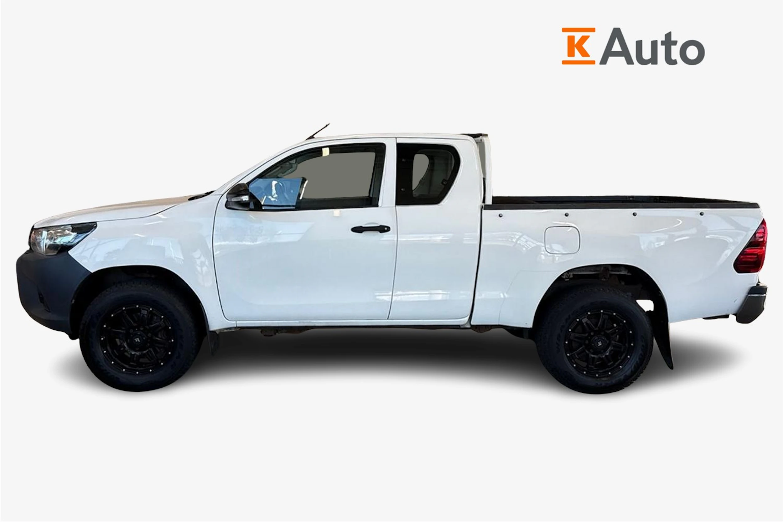 valkoinen Toyota Hilux 2016 kuva 7.