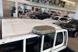 valkoinen Toyota Hilux 2016 kuva 17.