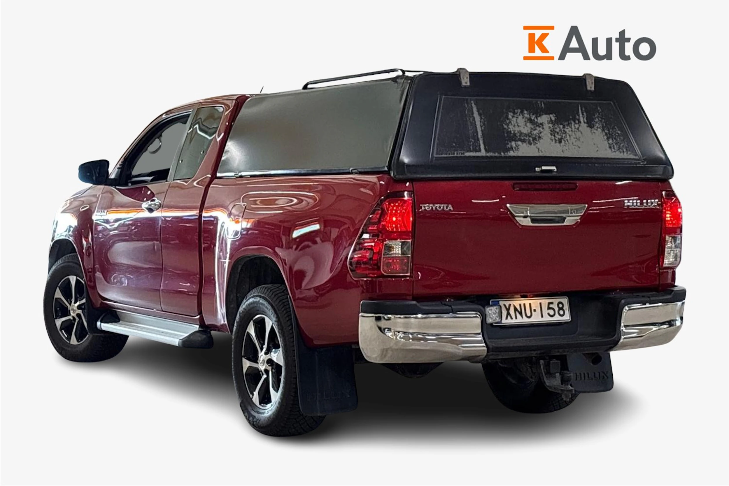 punainen Toyota Hilux 2016 kuva 2.