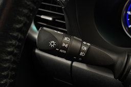 Valkoinen Toyota Hilux 2017 kuva 16.