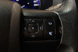 Valkoinen Toyota Hilux 2017 kuva 19.