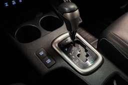 Valkoinen Toyota Hilux 2017 kuva 26.