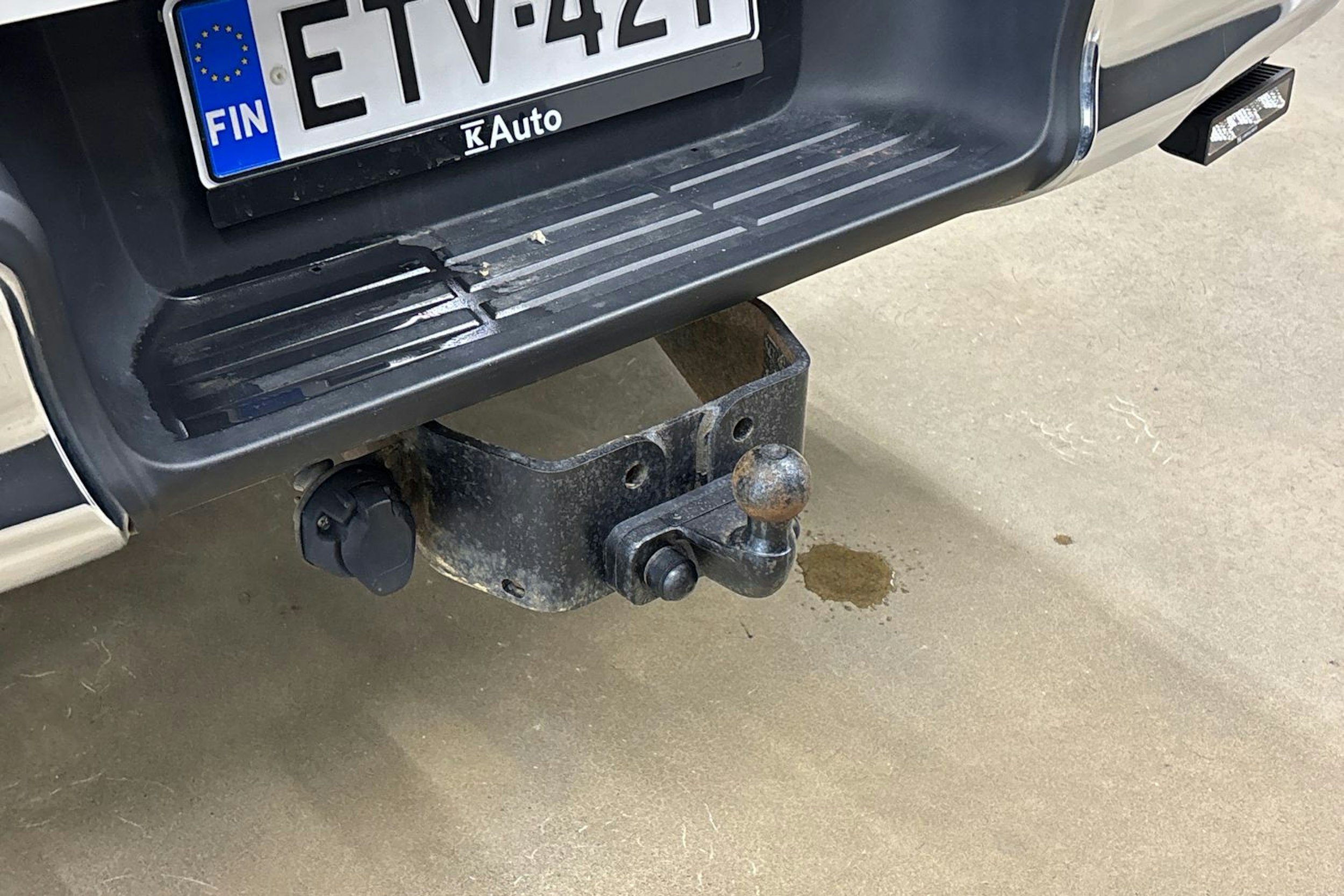 Valkoinen Toyota Hilux 2017 kuva 31.