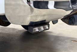 Valkoinen Toyota Hilux 2017 kuva 32.