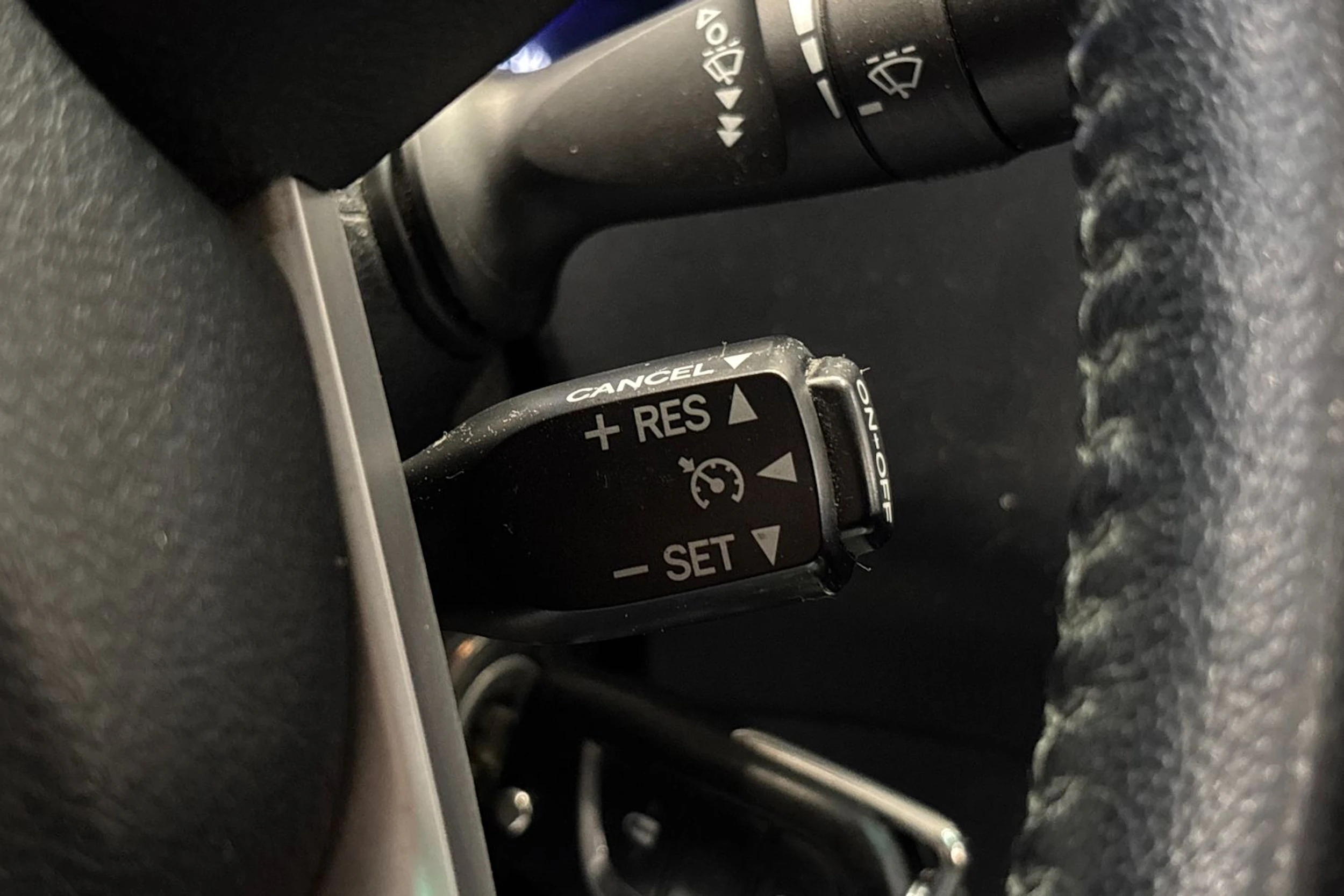 sininen Toyota Hilux 2017 kuva 18.