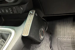 sininen Toyota Hilux 2017 kuva 25.