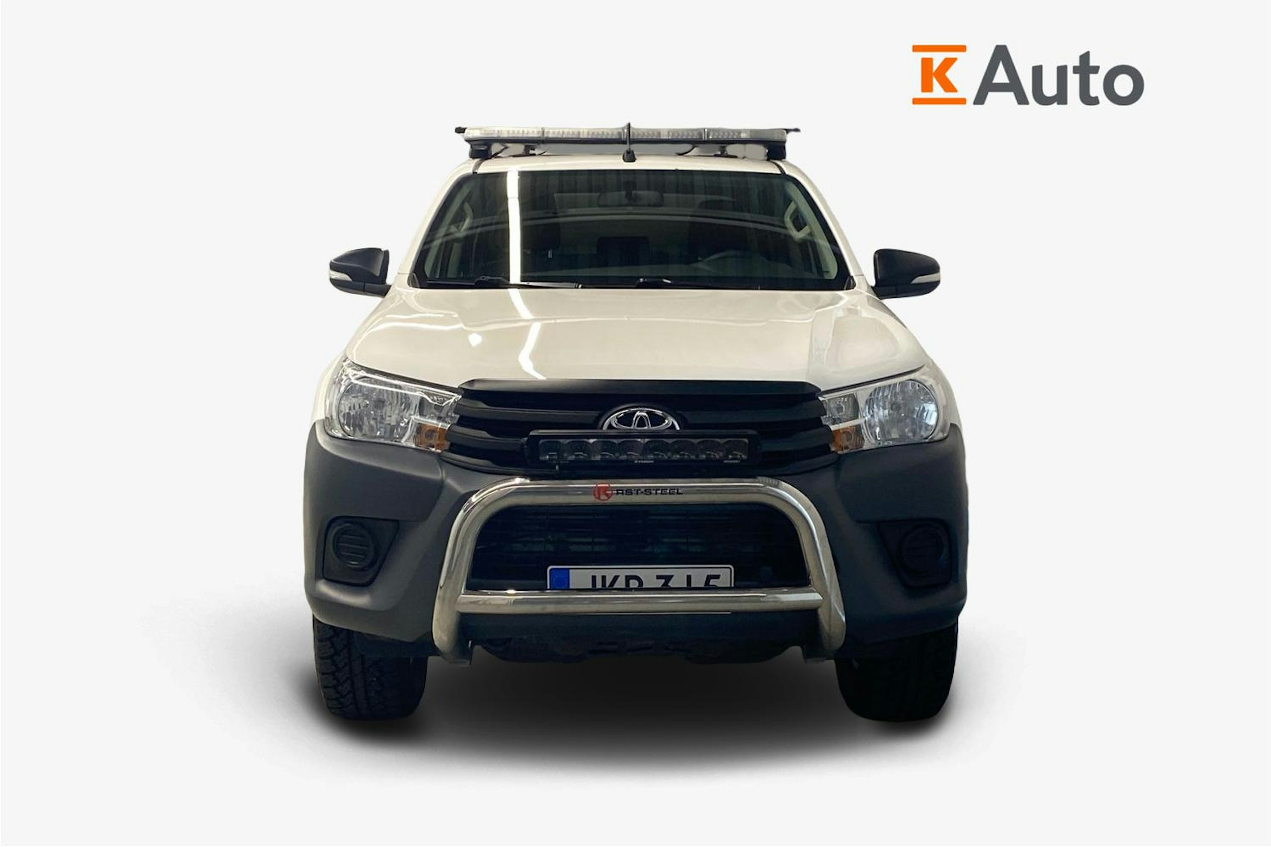 valkoinen Toyota Hilux 2017 kuva 4.