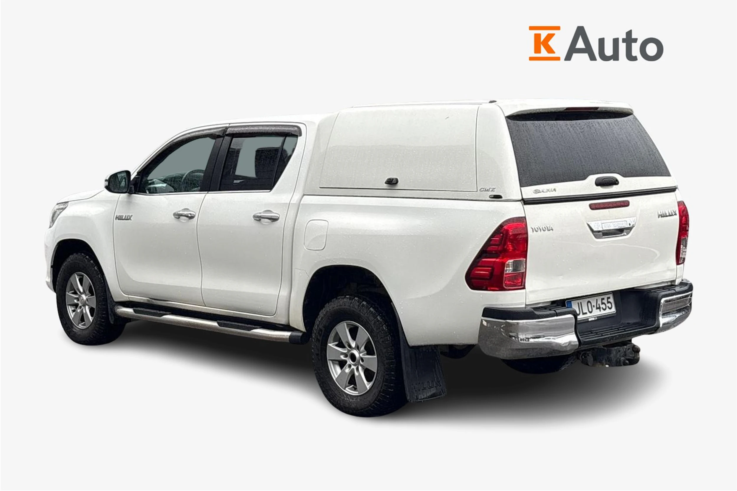 Valkoinen Toyota Hilux 2017 kuva 2.