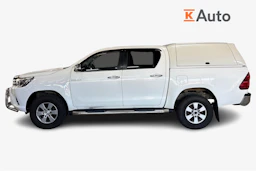 Valkoinen Toyota Hilux 2017 kuva 5.