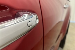 punainen Toyota Hilux 2017 kuva 20.