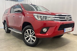 punainen Toyota Hilux 2017 kuva 35.