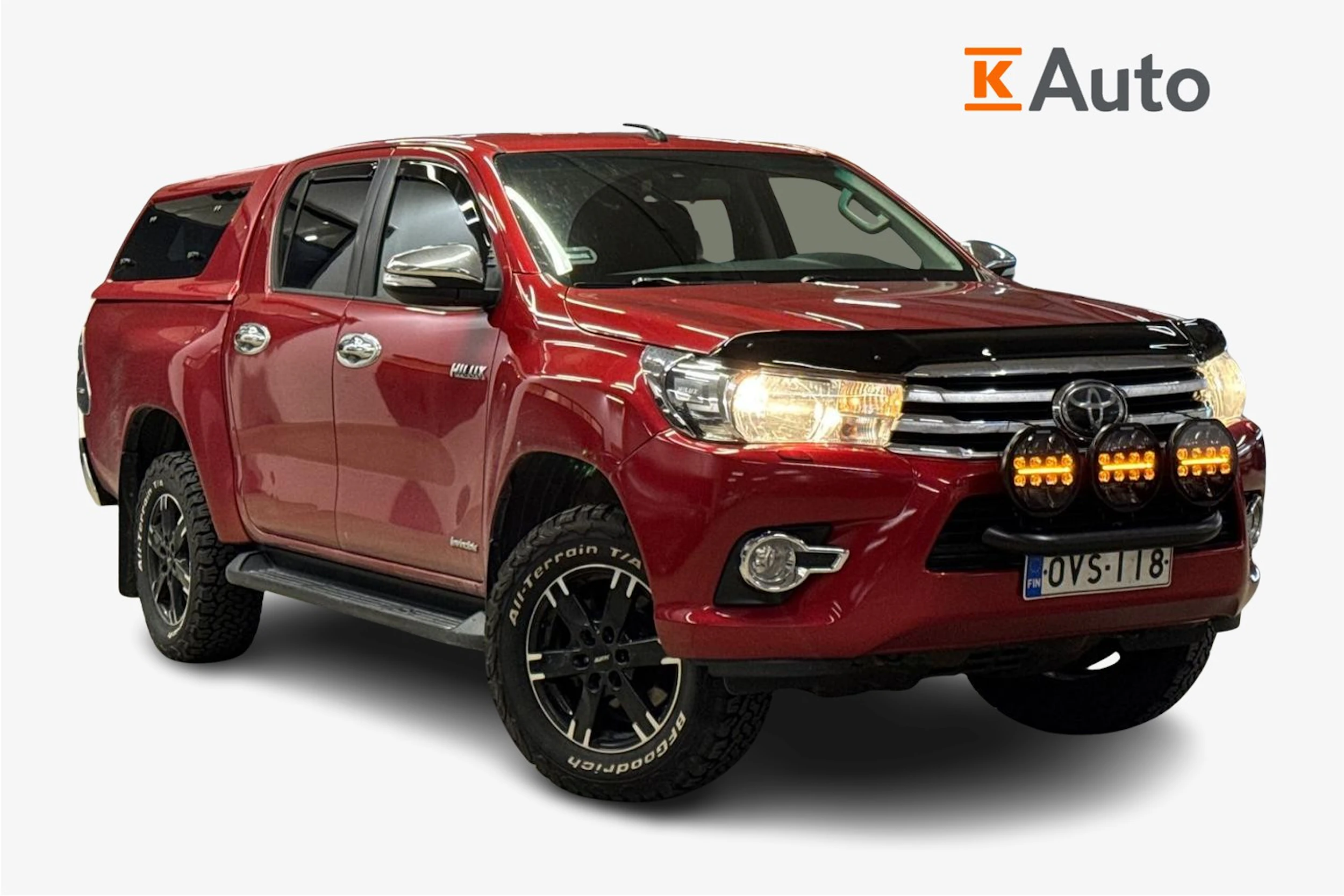 punainen Toyota Hilux 2017 kuva 1.
