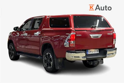 punainen Toyota Hilux 2017 kuva 2.