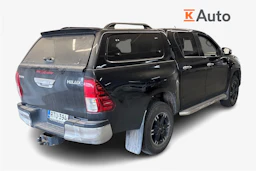 musta Toyota Hilux 2017 kuva 2.