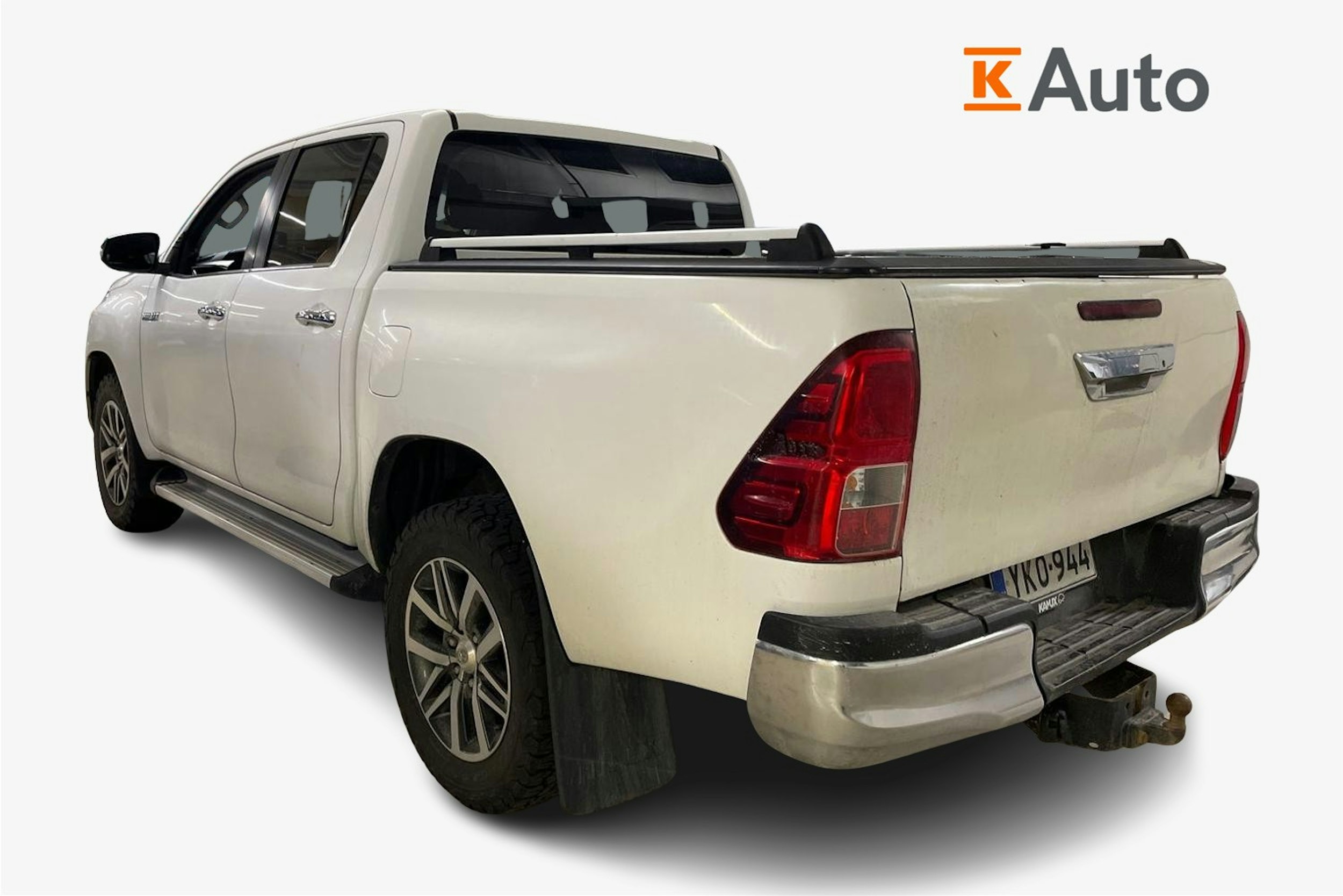 valkoinen Toyota Hilux 2017 kuva 2.
