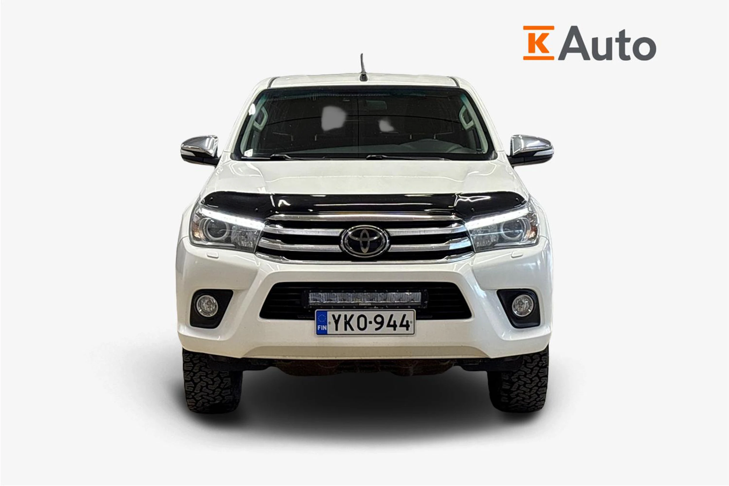 valkoinen Toyota Hilux 2017 kuva 5.