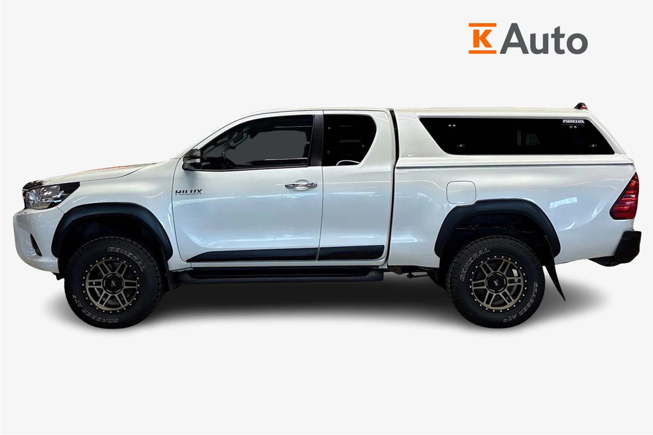 valkoinen Toyota Hilux 2017 kuva 7.