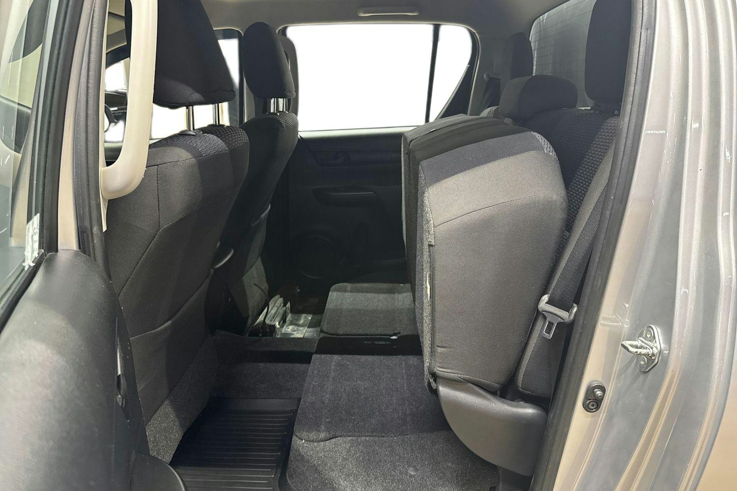 hopea Toyota Hilux 2018 kuva 11.