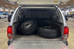 hopea Toyota Hilux 2018 kuva 24.