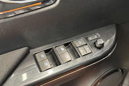 hopea Toyota Hilux 2018 kuva 23.