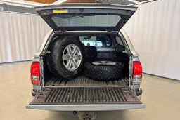 hopea Toyota Hilux 2018 kuva 25.