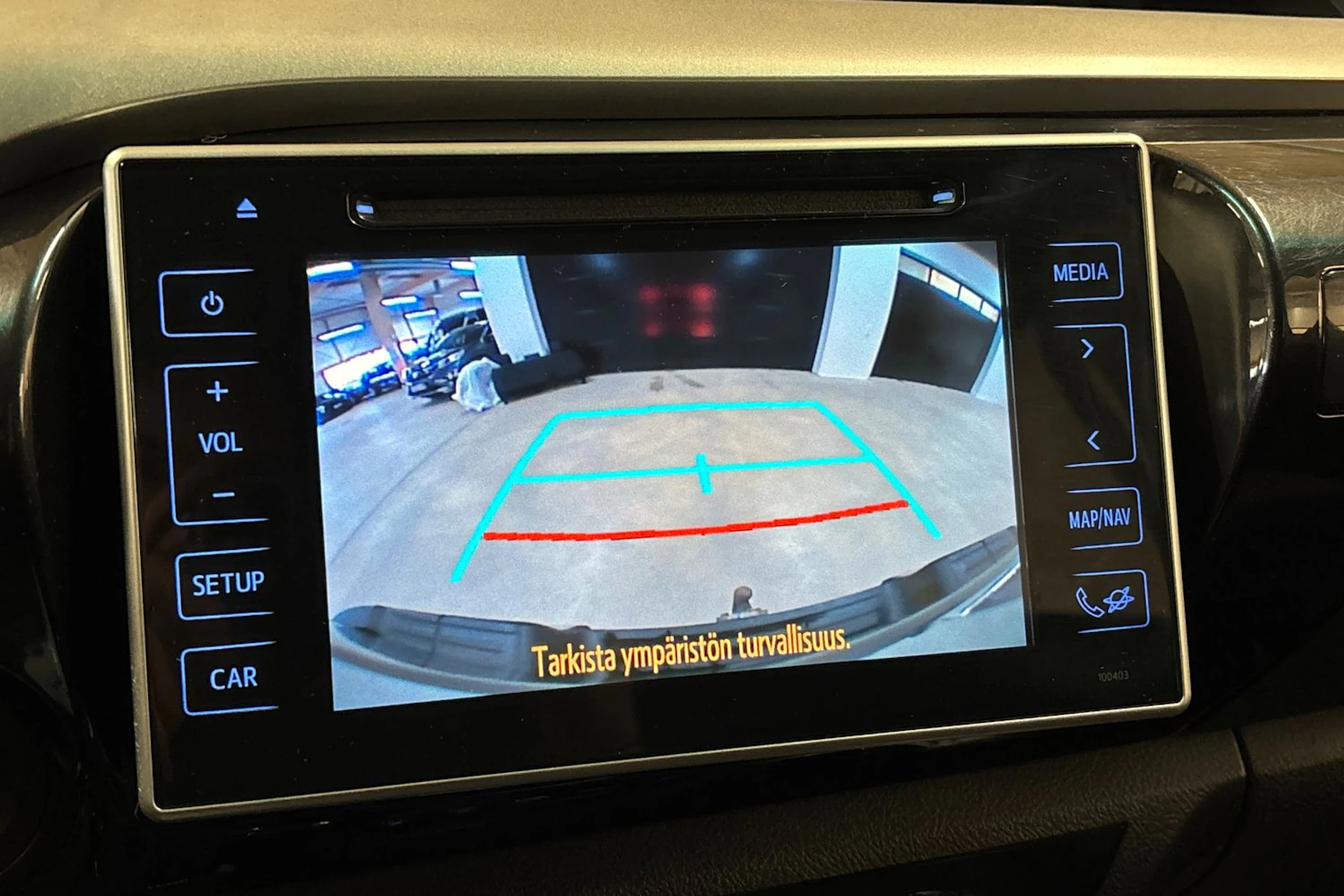 met. harmaa Toyota Hilux 2018 kuva 22.