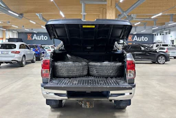 met. harmaa Toyota Hilux 2018 kuva 25.