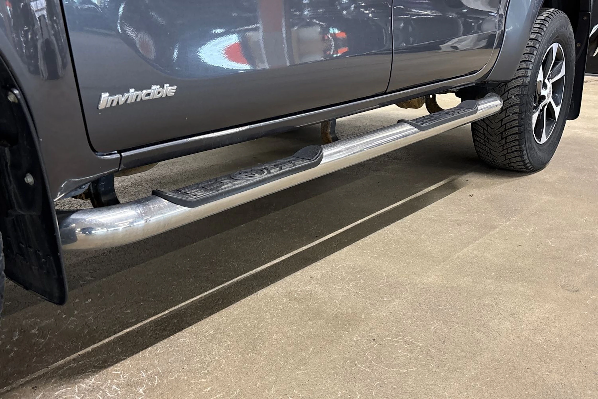 met. harmaa Toyota Hilux 2018 kuva 28.