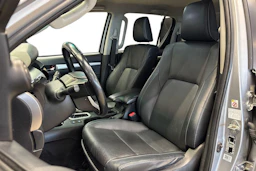 hopea Toyota Hilux 2018 kuva 8.