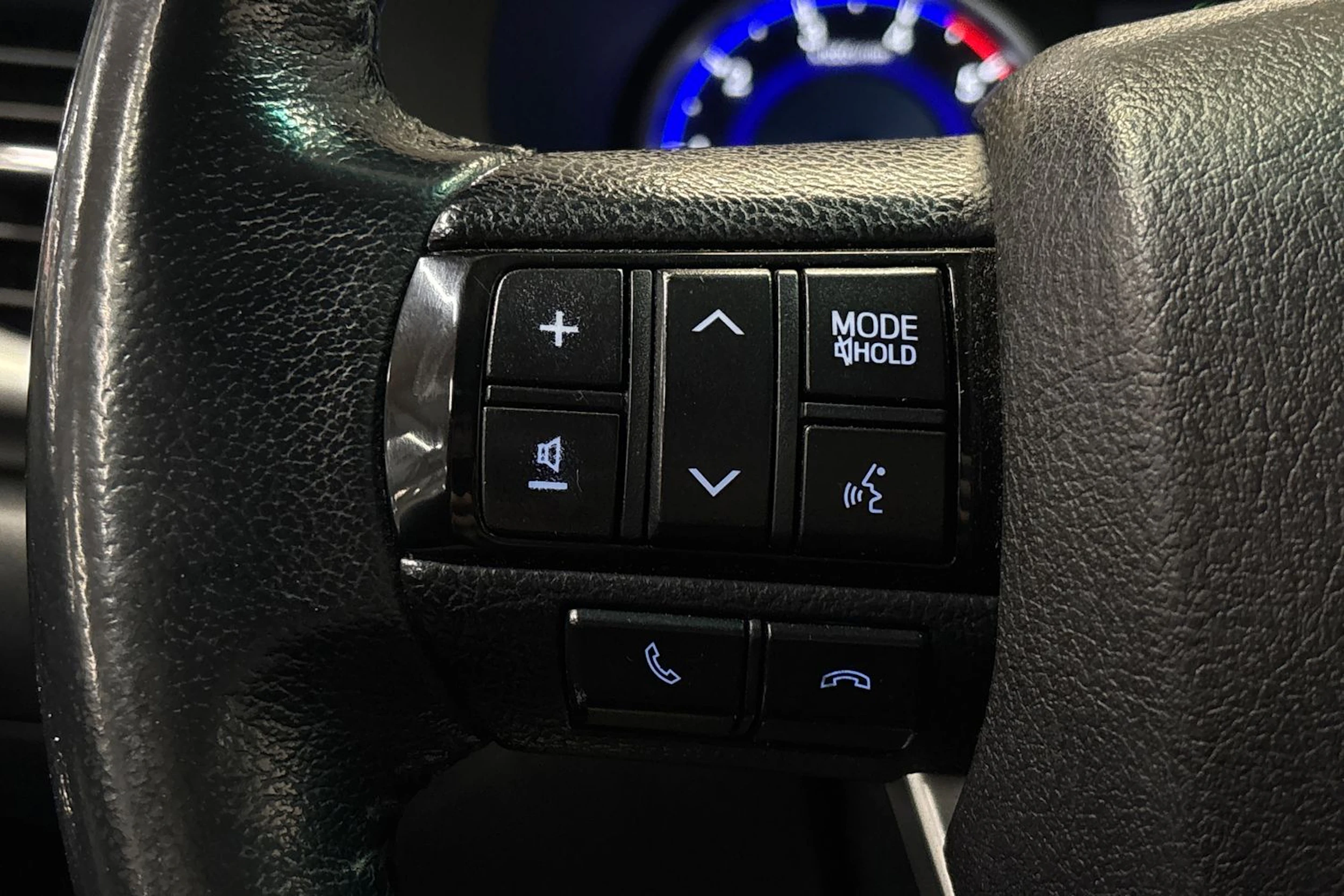 hopea Toyota Hilux 2018 kuva 18.