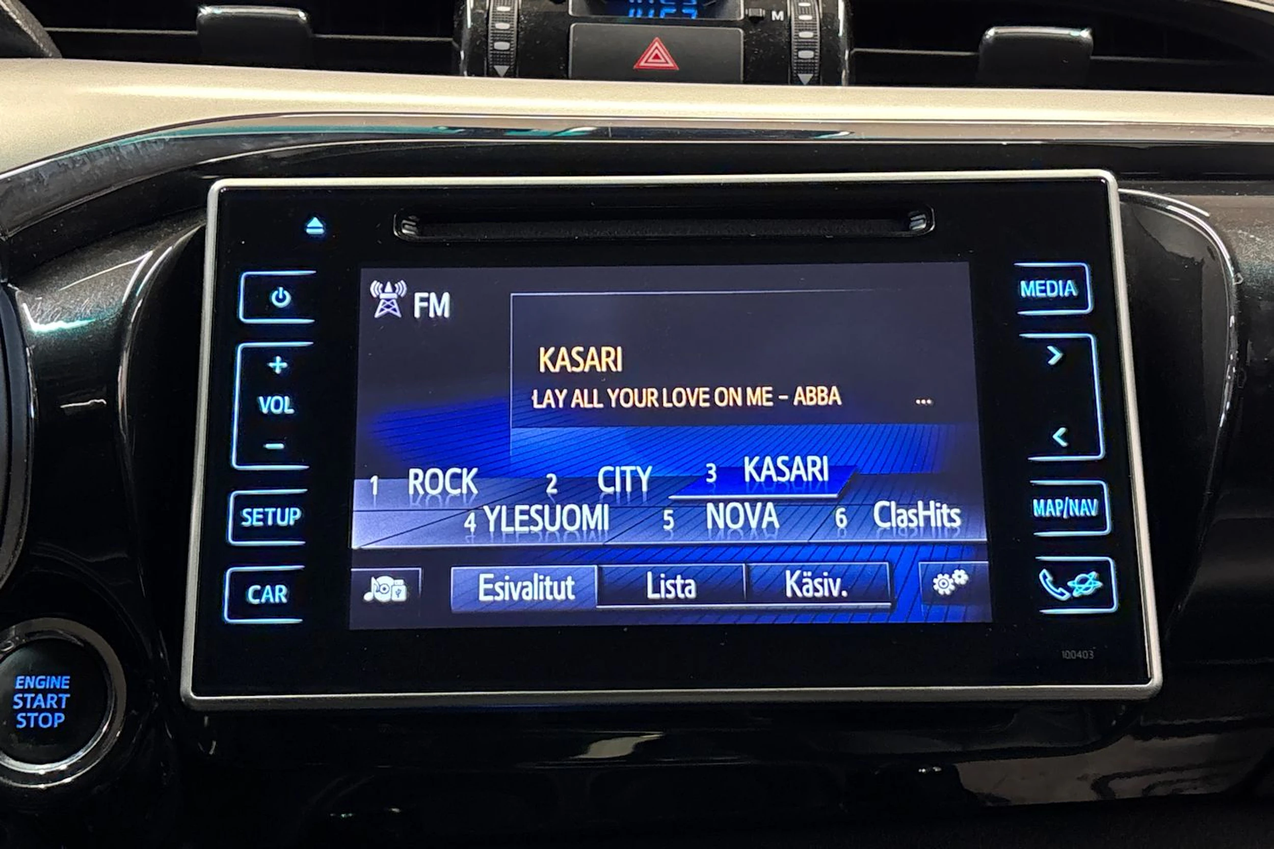 hopea Toyota Hilux 2018 kuva 21.