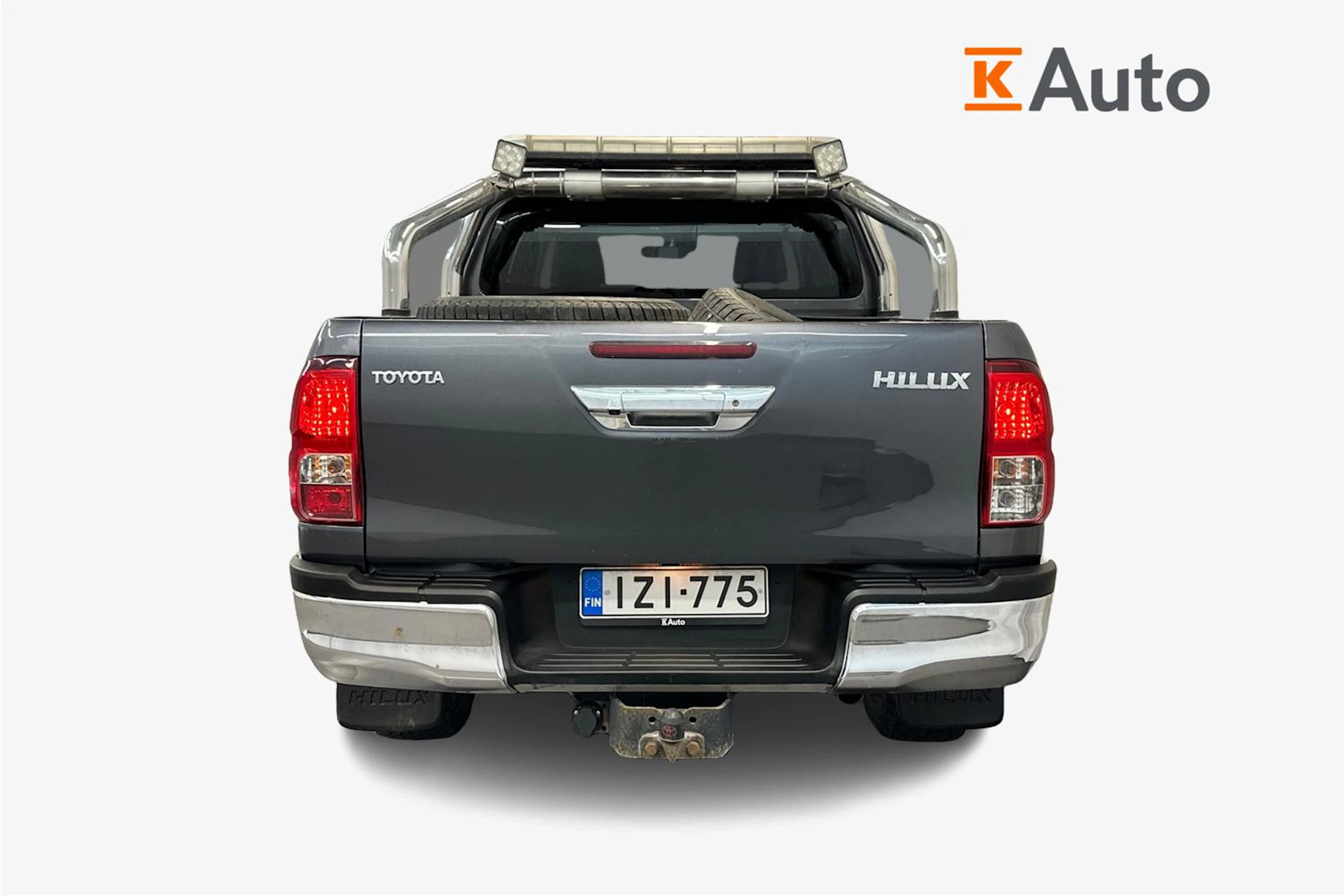 harmaa Toyota Hilux 2018 kuva 4.