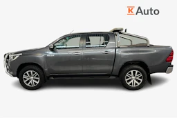 harmaa Toyota Hilux 2018 kuva 7.
