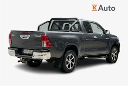 Harmaa Toyota Hilux 2018 kuva 3.