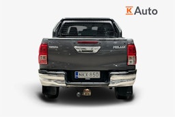 Harmaa Toyota Hilux 2018 kuva 4.