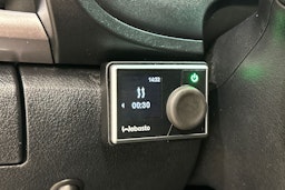 Harmaa Toyota Hilux 2018 kuva 18.