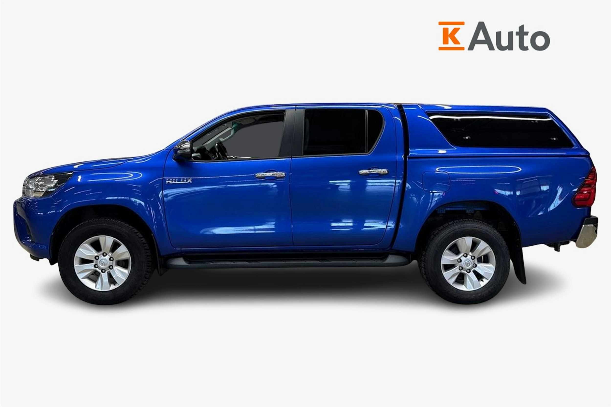 sininen Toyota Hilux 2018 kuva 6.