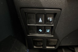 sininen Toyota Hilux 2018 kuva 15.