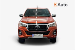 oranssi Toyota Hilux 2018 kuva 5.