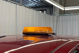 punainen Toyota Hilux 2019 kuva 11.