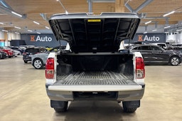 valkoinen Toyota Hilux 2019 kuva 22.