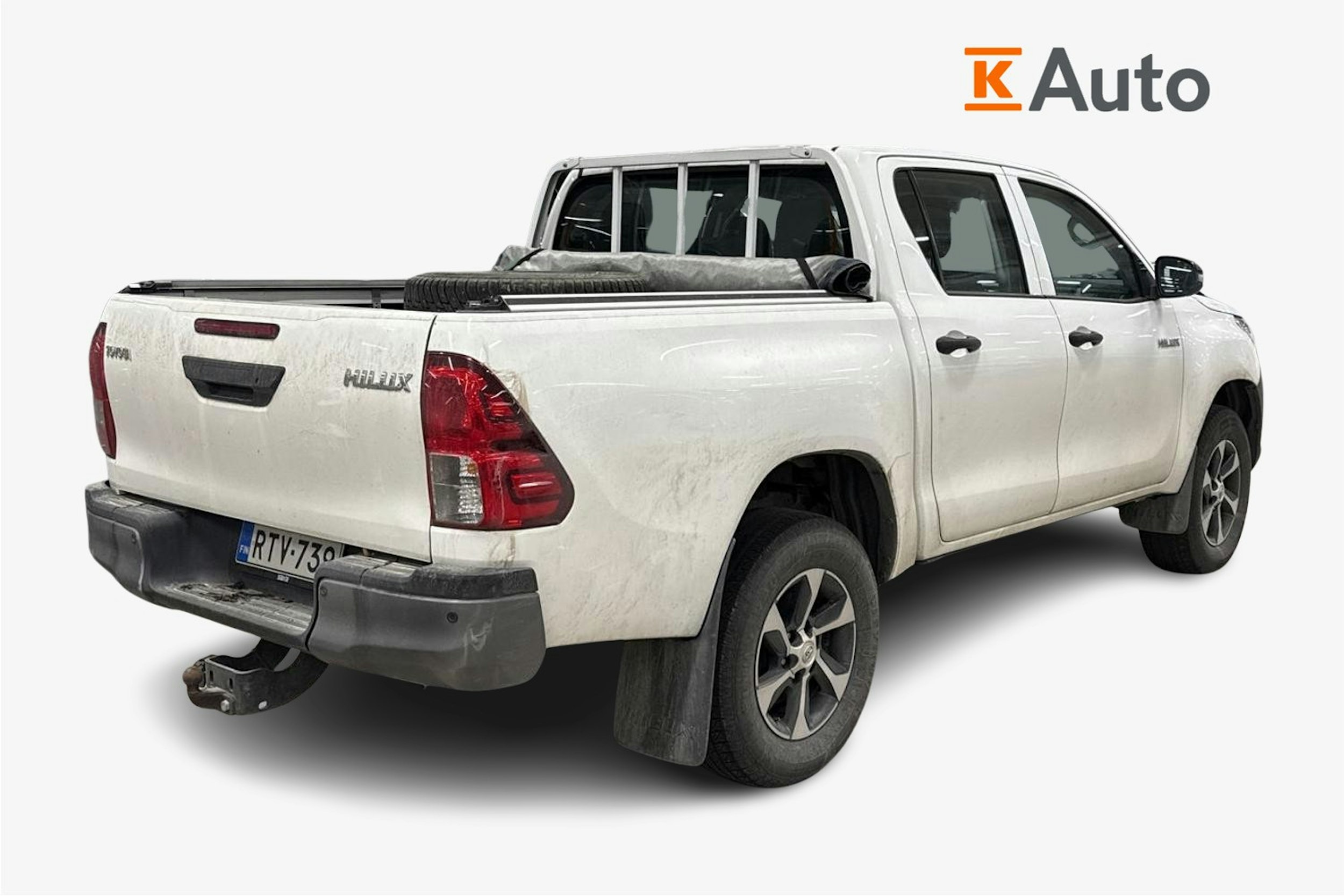 valkoinen Toyota Hilux 2019 kuva 2.