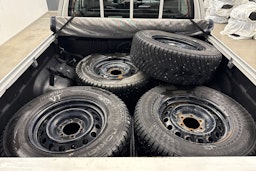 valkoinen Toyota Hilux 2019 kuva 14.