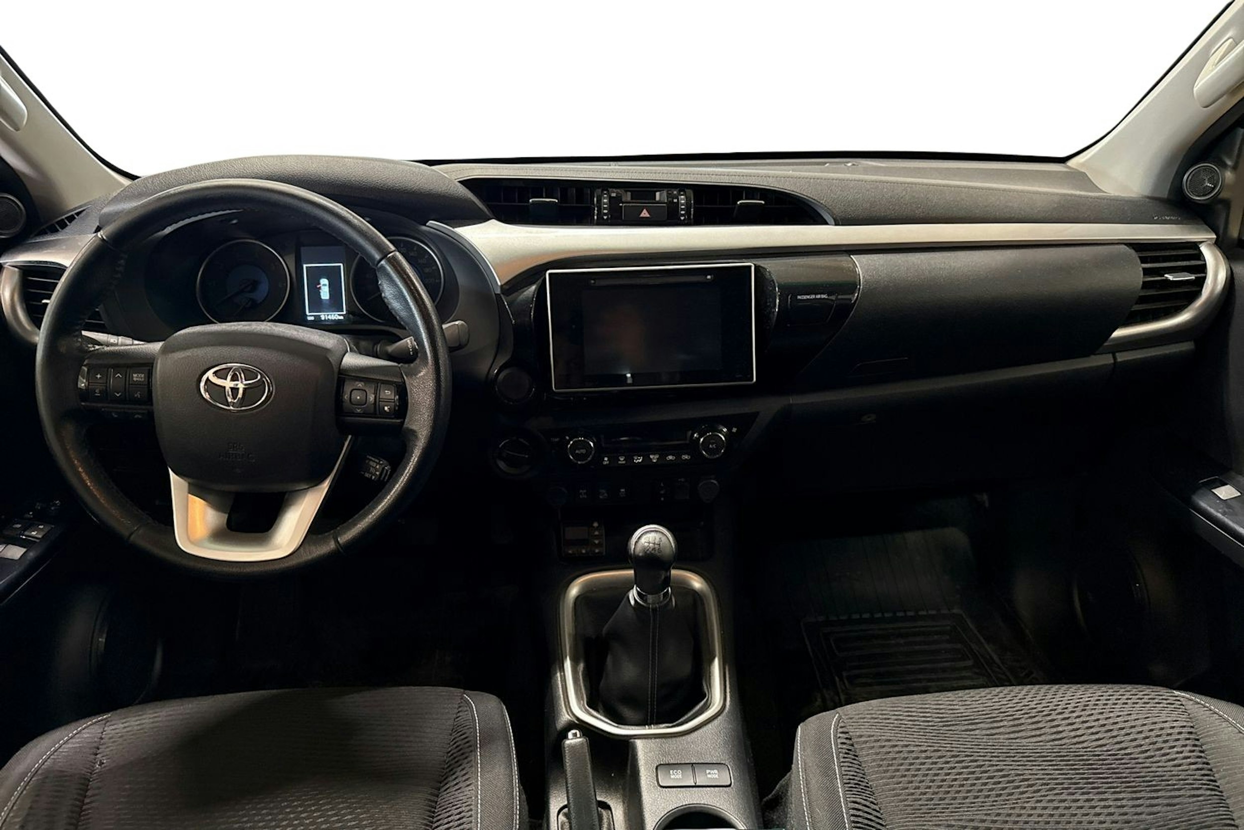 harmaa Toyota Hilux 2020 kuva 3.