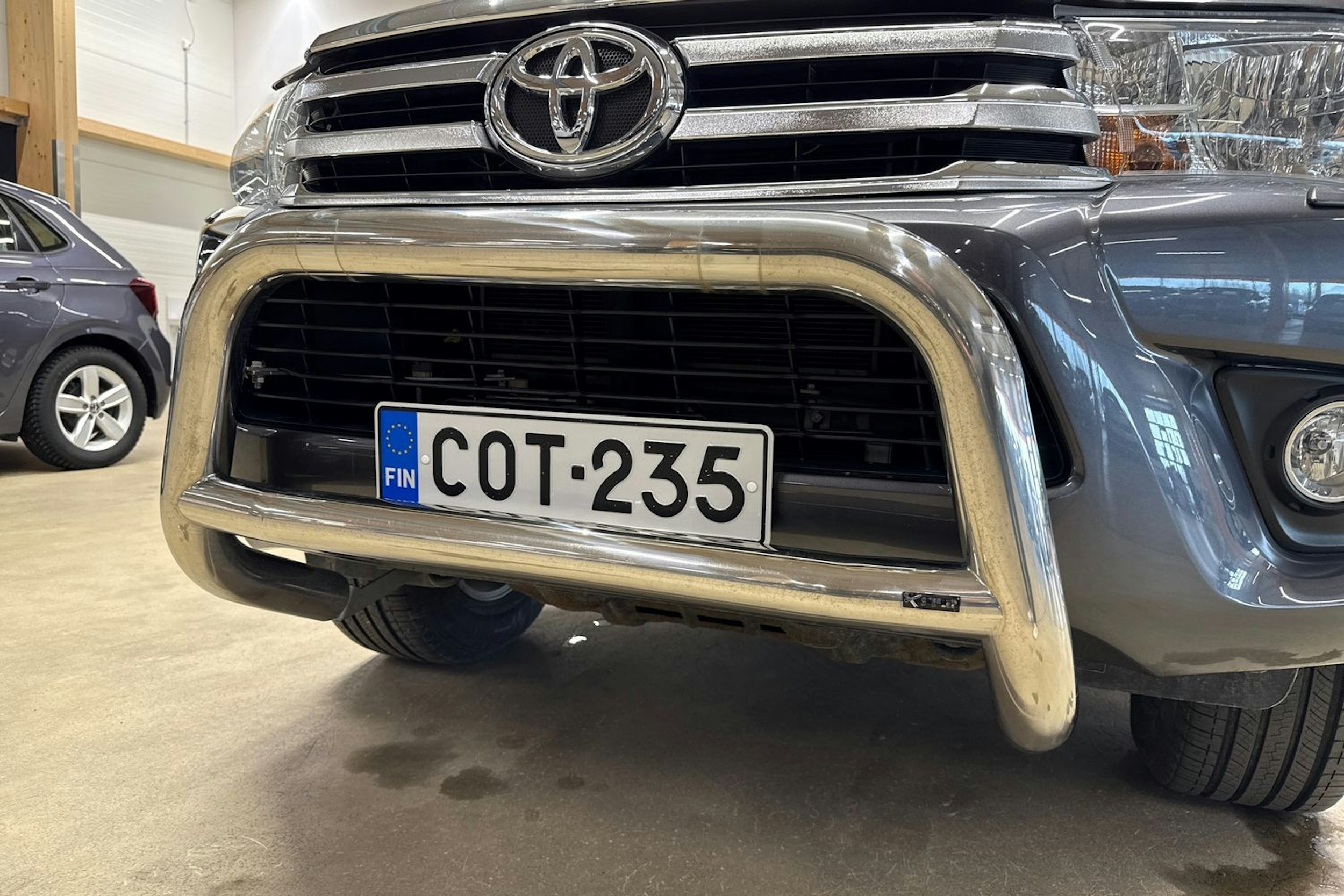 harmaa Toyota Hilux 2020 kuva 31.