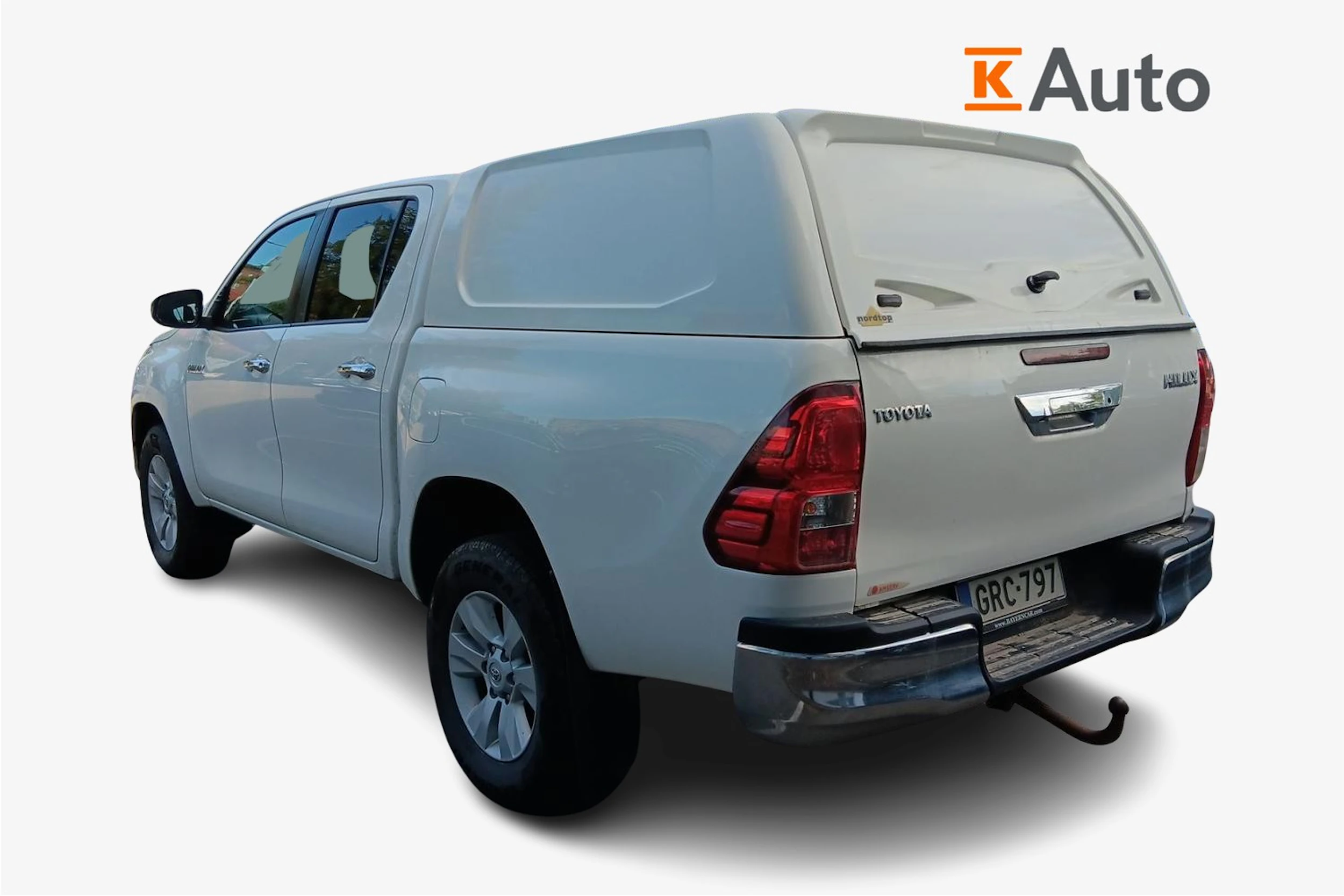 valkoinen Toyota Hilux 2020 kuva 2.