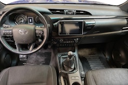 sininen Toyota Hilux 2020 kuva 7.