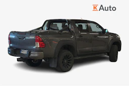 harmaa Toyota Hilux 2020 kuva 2.